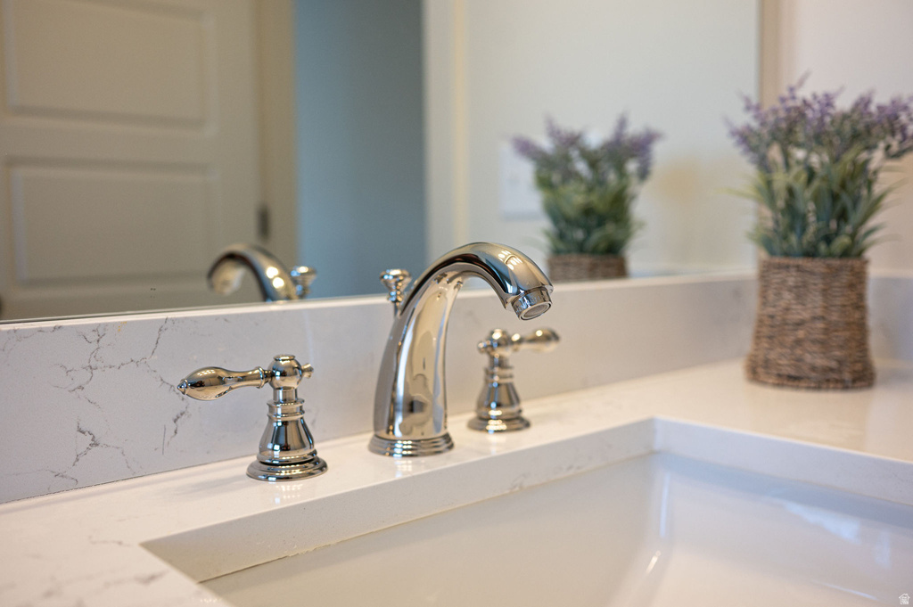 1103 W 950 N Clinton, UT 84015