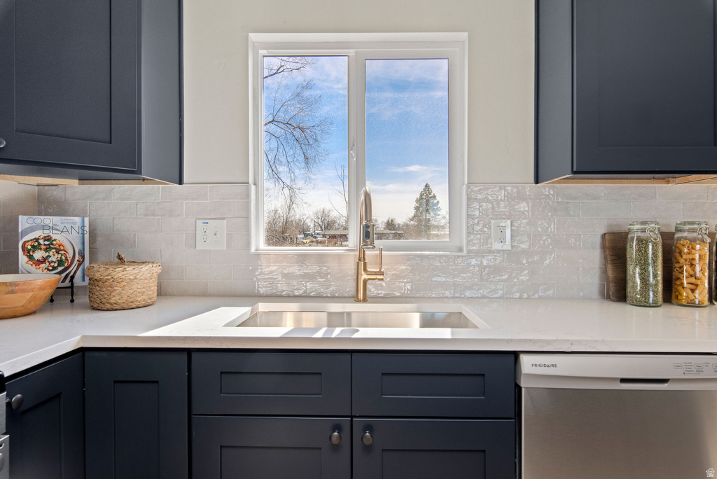 1103 W 950 N Clinton, UT 84015