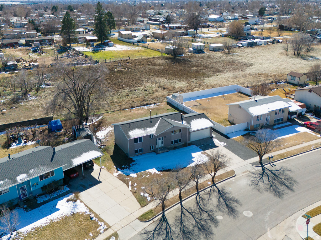 1103 W 950 N Clinton, UT 84015