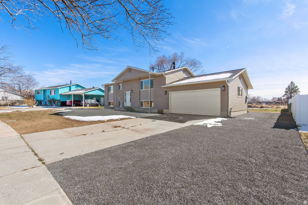 1103 W 950 N Clinton, UT 84015