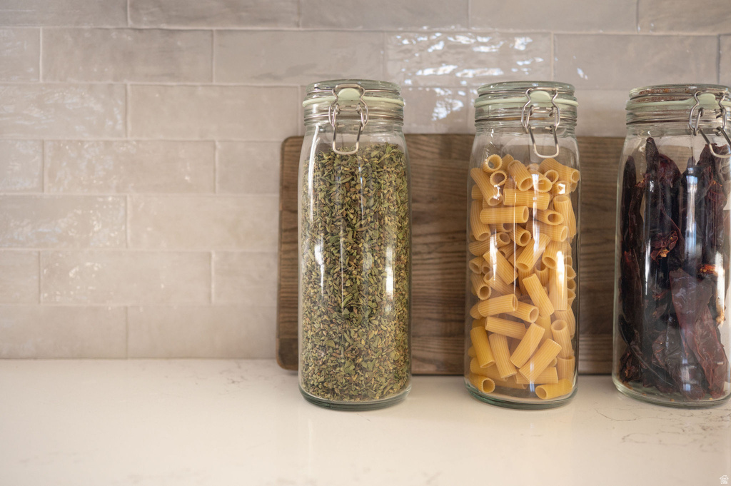 1103 W 950 N Clinton, UT 84015