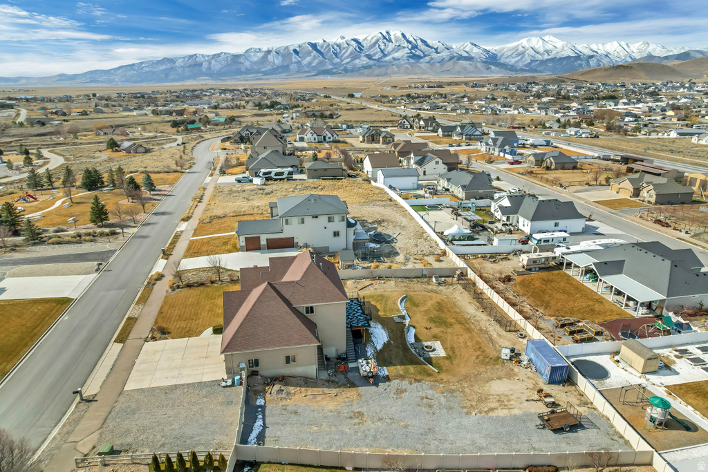 2479 E PRAIRIE VIEW DR Eagle Mountain, UT 84005