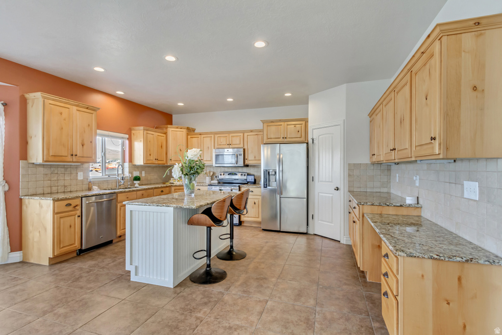 2479 E PRAIRIE VIEW DR Eagle Mountain, UT 84005