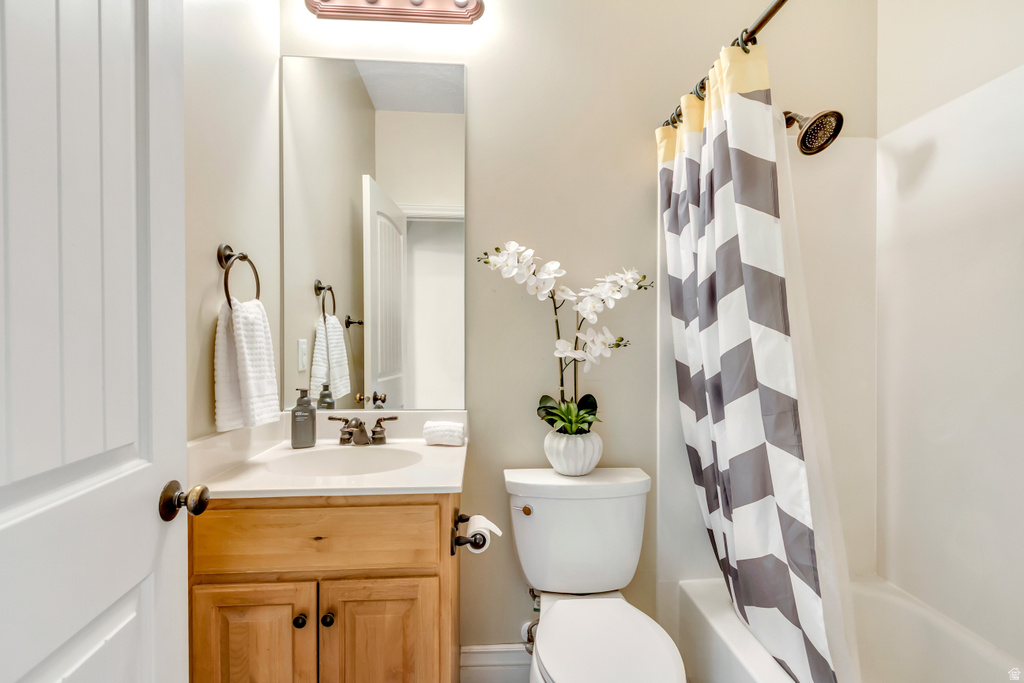 2479 E PRAIRIE VIEW DR Eagle Mountain, UT 84005