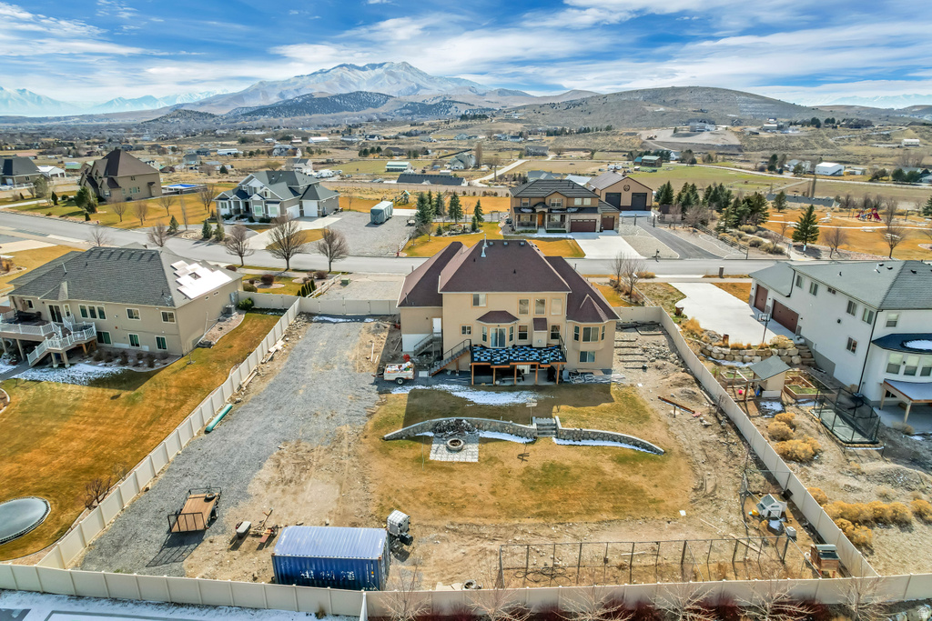 2479 E PRAIRIE VIEW DR Eagle Mountain, UT 84005