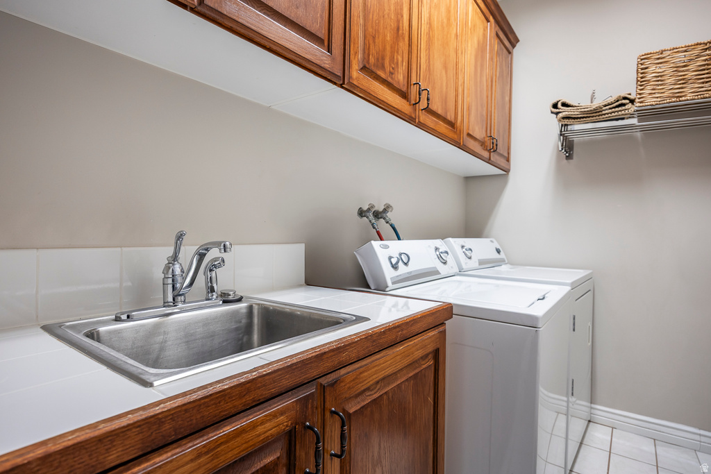 2403 E BEAR CIR Draper, UT 84020