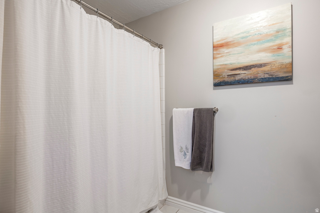 2403 E BEAR CIR Draper, UT 84020