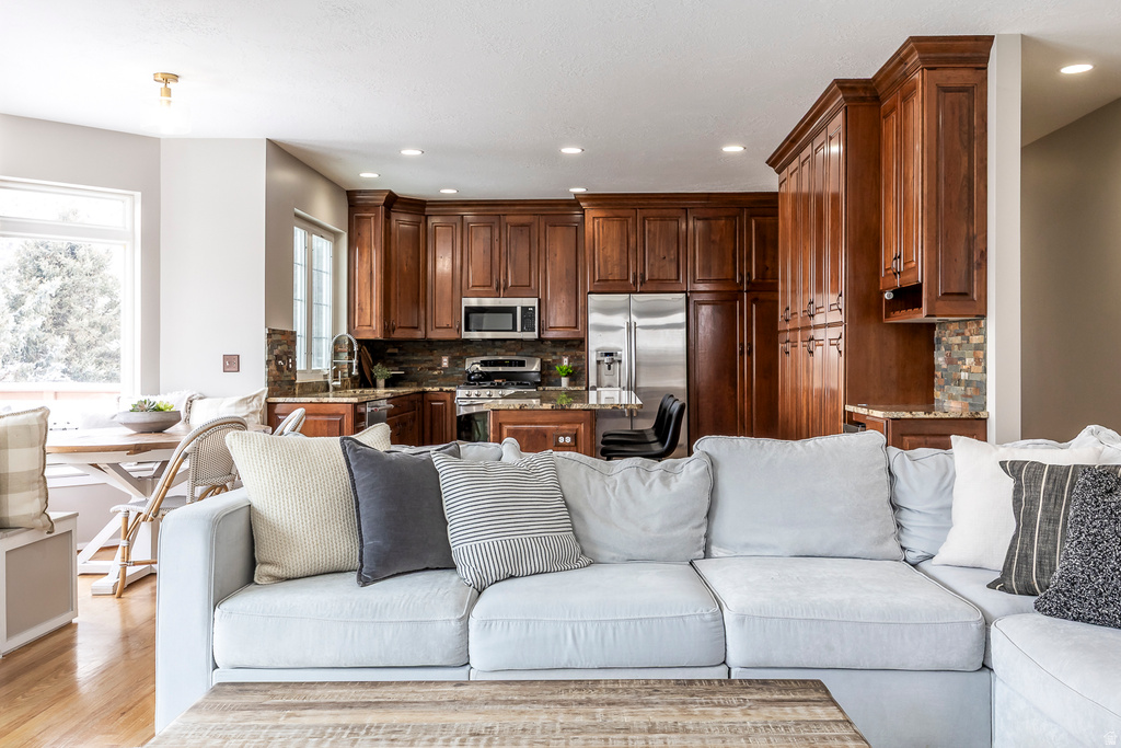 2403 E BEAR CIR Draper, UT 84020