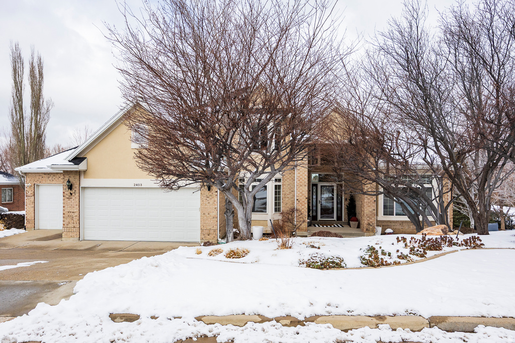 2403 E BEAR CIR Draper, UT 84020