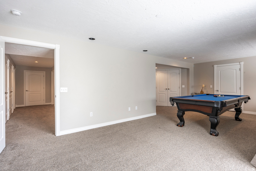 2403 E BEAR CIR Draper, UT 84020