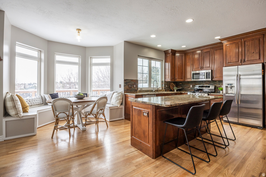 2403 E BEAR CIR Draper, UT 84020