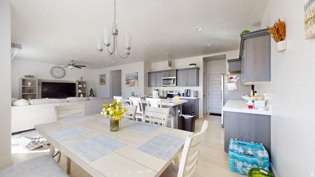 212 N 590 E Vineyard, UT 84059