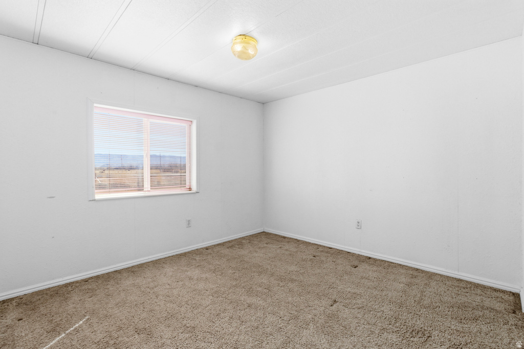 268 S 250 E Aurora, UT 84620