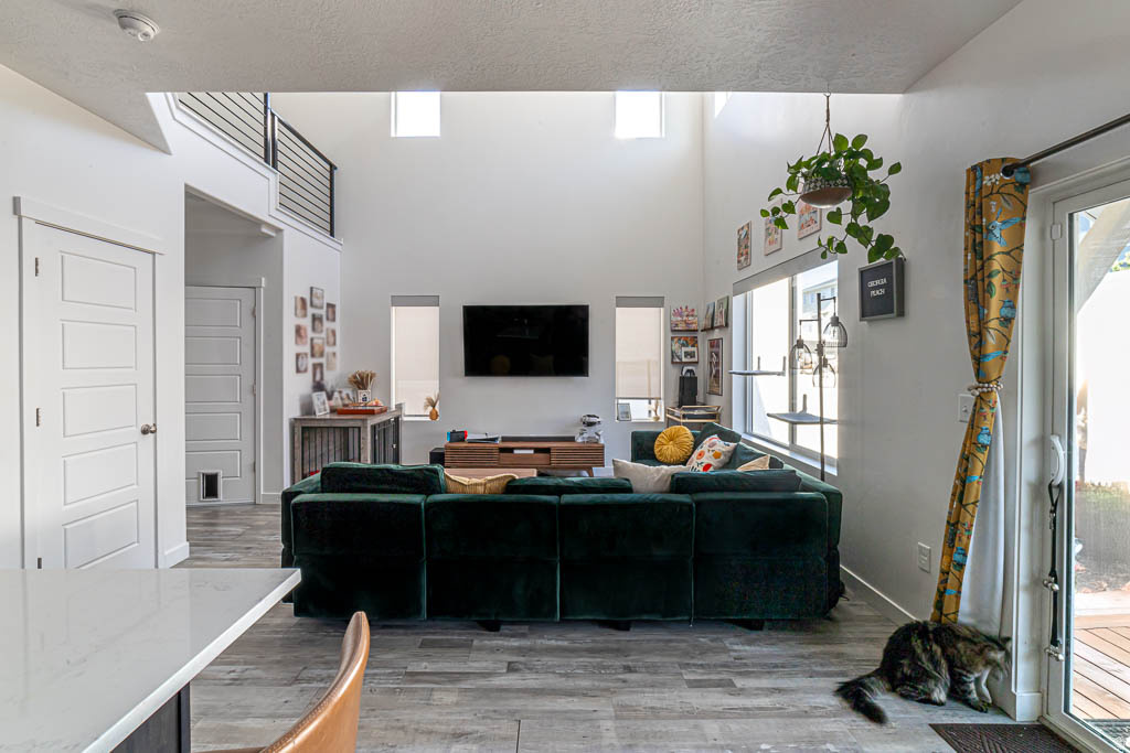 6047 W STILLRIDGE DR West Valley City, UT 84128