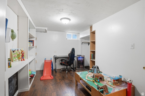 820 W FAYETTE AVE Salt Lake City, UT 84104