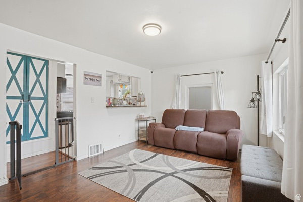 820 W FAYETTE AVE Salt Lake City, UT 84104