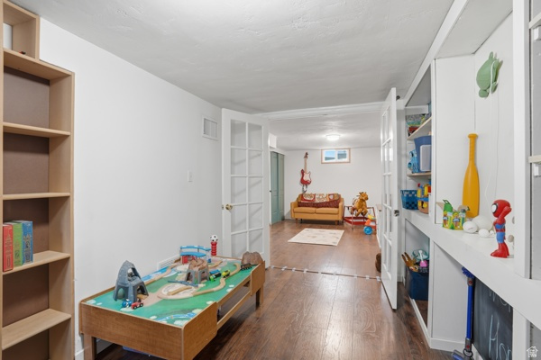 820 W FAYETTE AVE Salt Lake City, UT 84104