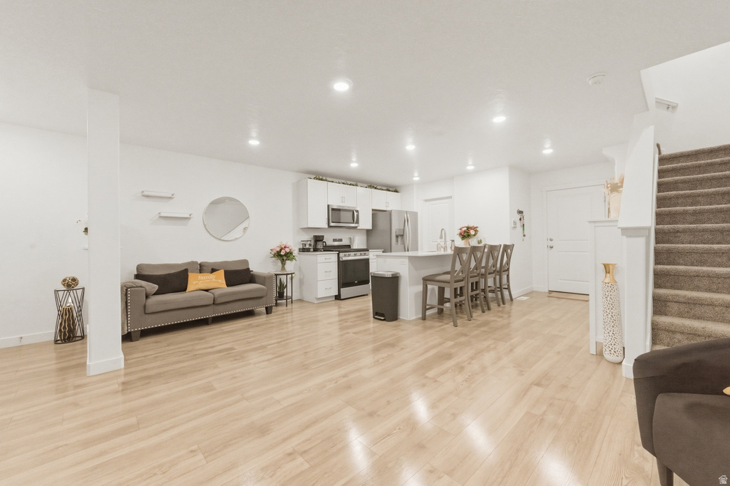 8438 W CORDERO DR #182 Magna, UT 84044