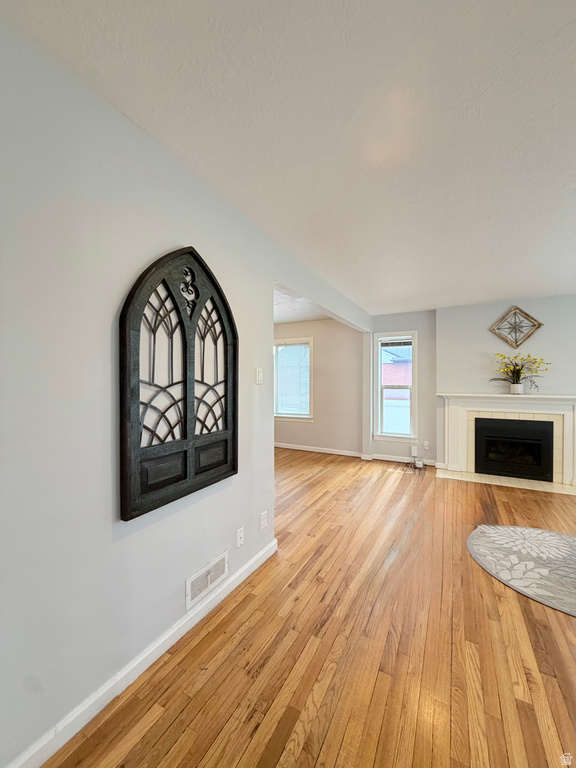 1944 E SPRING LN Holladay, UT 84117