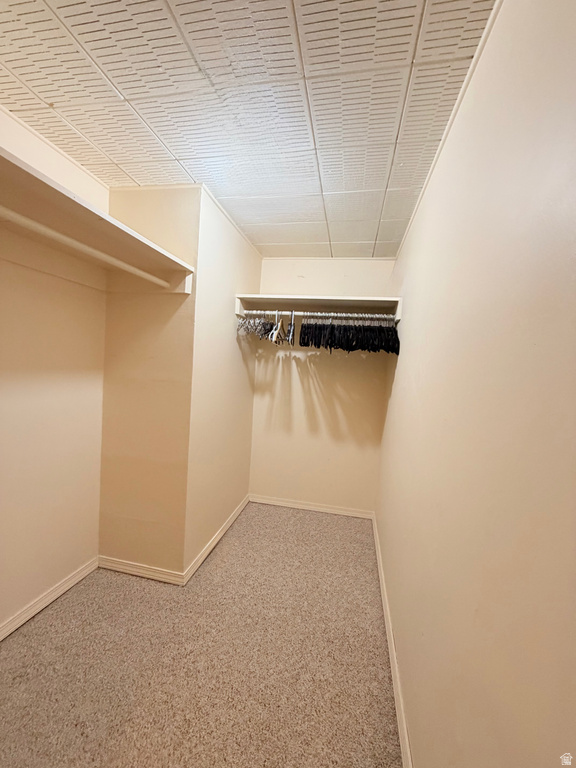 1944 E SPRING LN Holladay, UT 84117