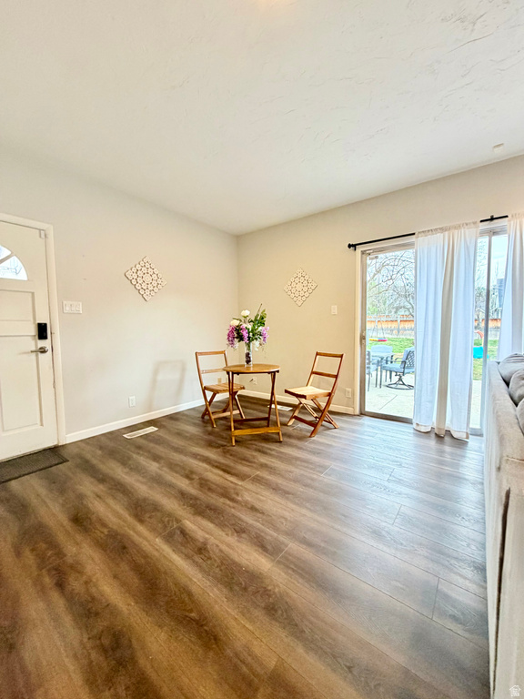 1944 E SPRING LN Holladay, UT 84117