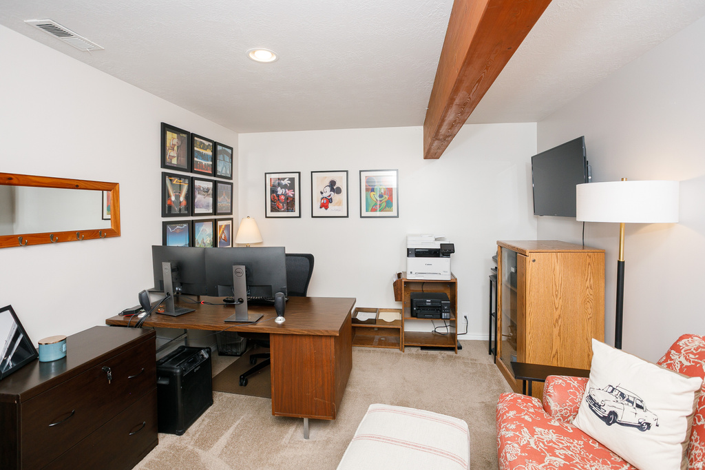 295 E 500 N Centerville, UT 84014