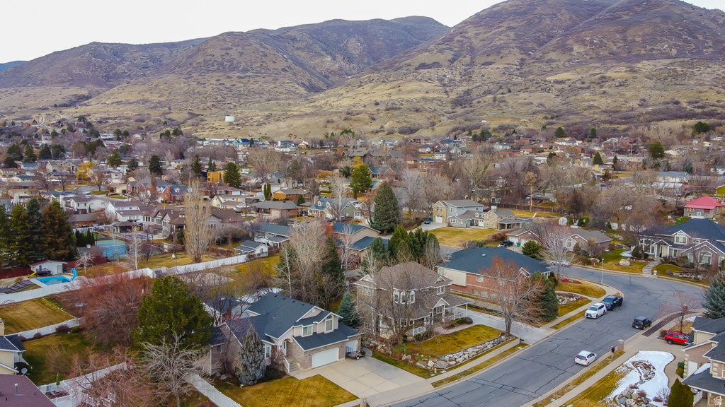 295 E 500 N Centerville, UT 84014