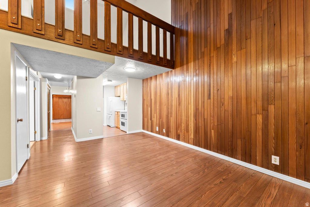 42 N WHITE BARN DR. Pleasant View, UT 84414