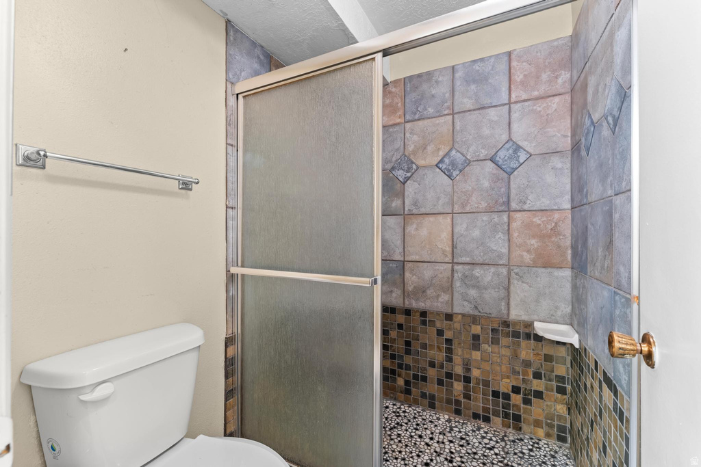 42 N WHITE BARN DR. Pleasant View, UT 84414