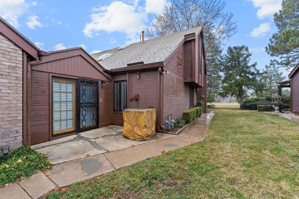 42 N WHITE BARN DR. Pleasant View, UT 84414