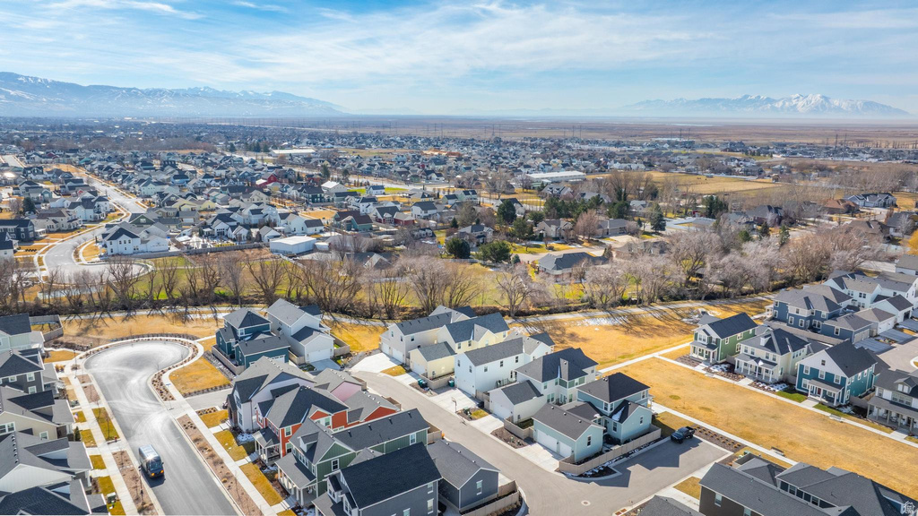 1048 S OLD TOWNE RD Layton, UT 84041