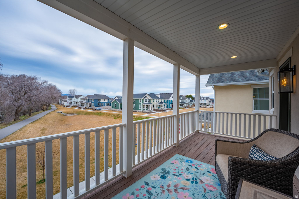 1048 S OLD TOWNE RD Layton, UT 84041