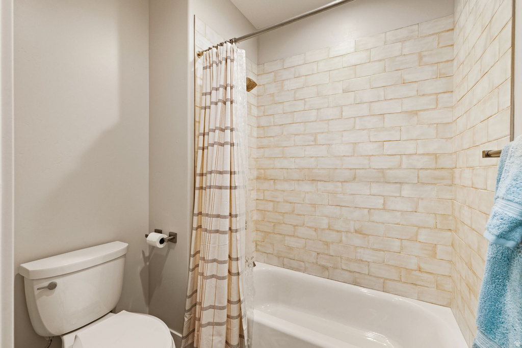 2613 S SPANISH OAKS DR Spanish Fork, UT 84660