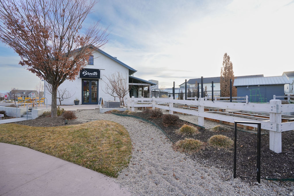 11377 S HOLLY SPRINGS DR South Jordan, UT 84009