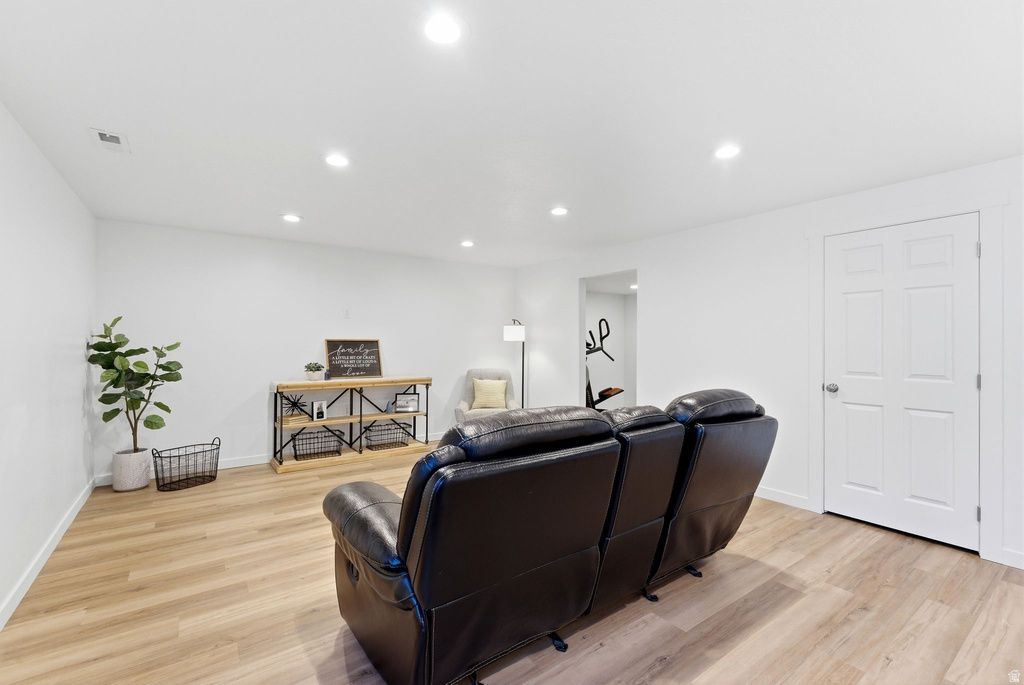 5638 N DUKE LN Stansbury Park, UT 84074