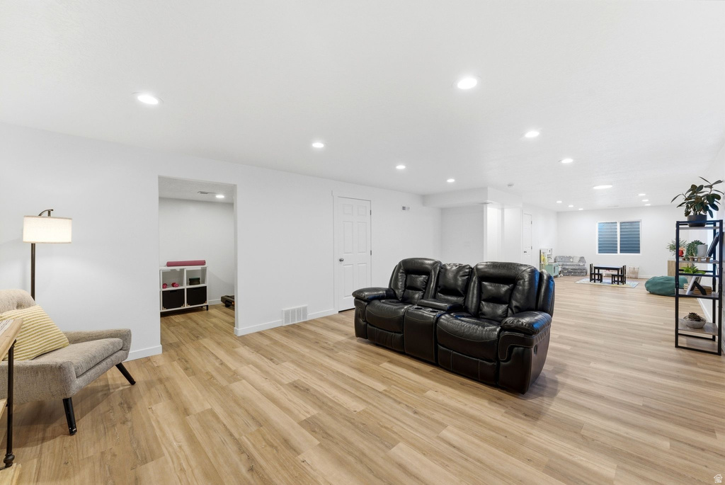 5638 N DUKE LN Stansbury Park, UT 84074