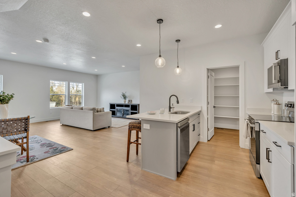 7613 S 300 E Sandy, UT 84047