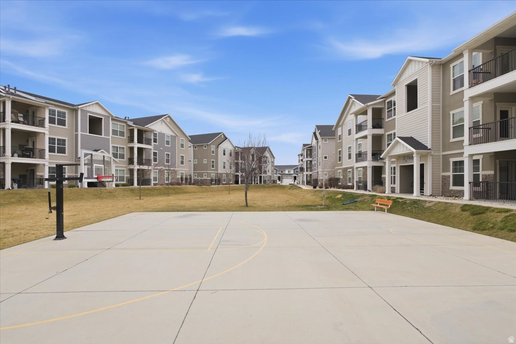 660 N EMERY LN Vineyard, UT 84059