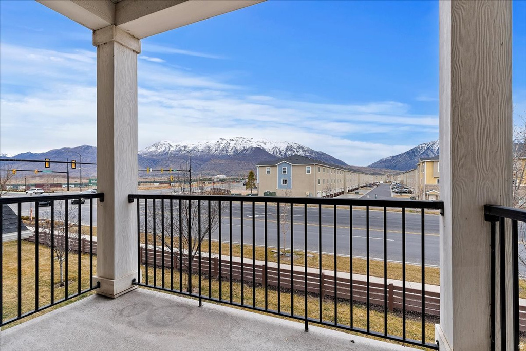 660 N EMERY LN Vineyard, UT 84059