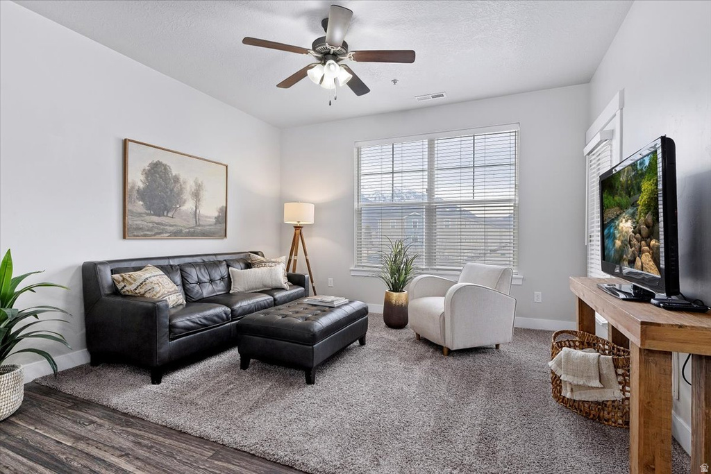 660 N EMERY LN Vineyard, UT 84059