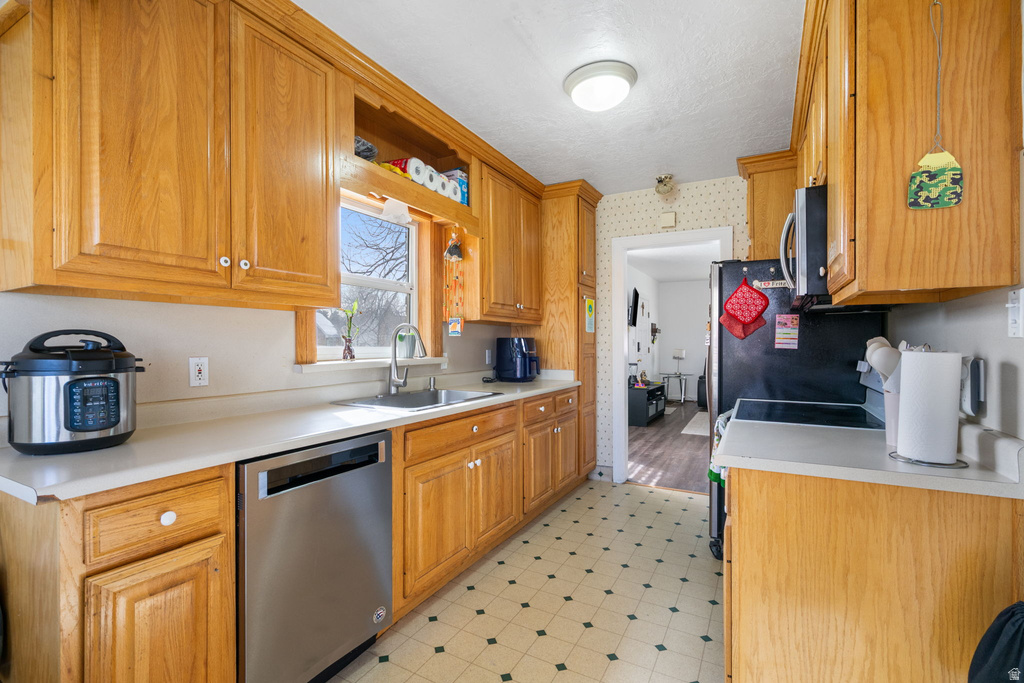 1575 E 3350 S Salt Lake City, UT 84106