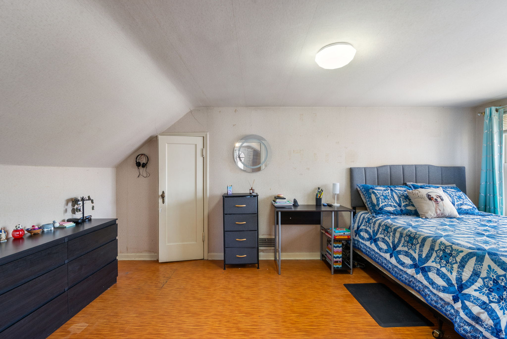 1575 E 3350 S Salt Lake City, UT 84106