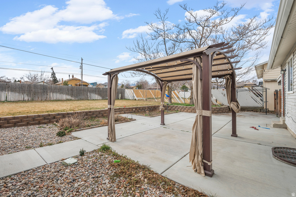 7883 W GLENWOOD AVE Magna, UT 84044