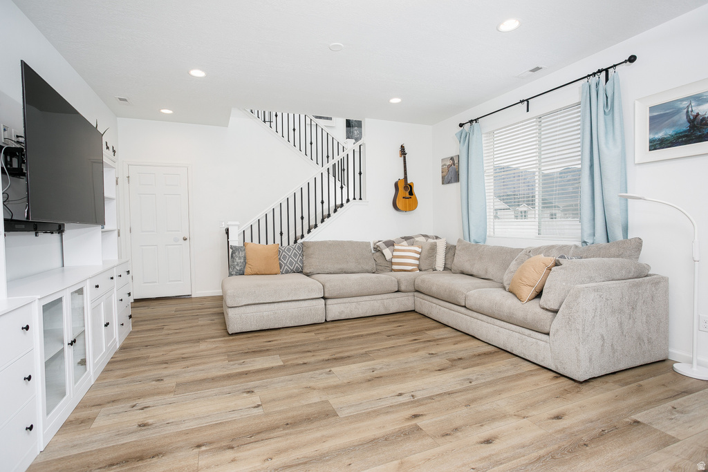 257 W PALOMINO WAY Stansbury Park, UT 84074