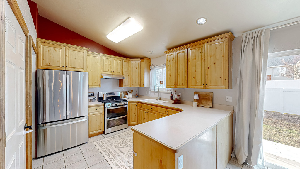 1216 E LOAFER VIEW DR Payson, UT 84651