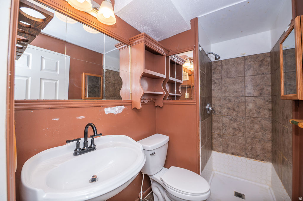 61 COLOMBIA DR Tooele, UT 84074