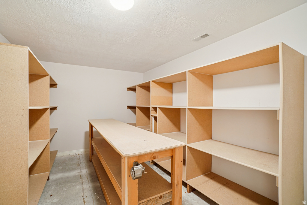 845 LAKEVIEW Stansbury Park, UT 84074