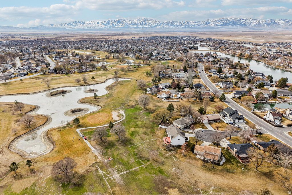 845 LAKEVIEW Stansbury Park, UT 84074