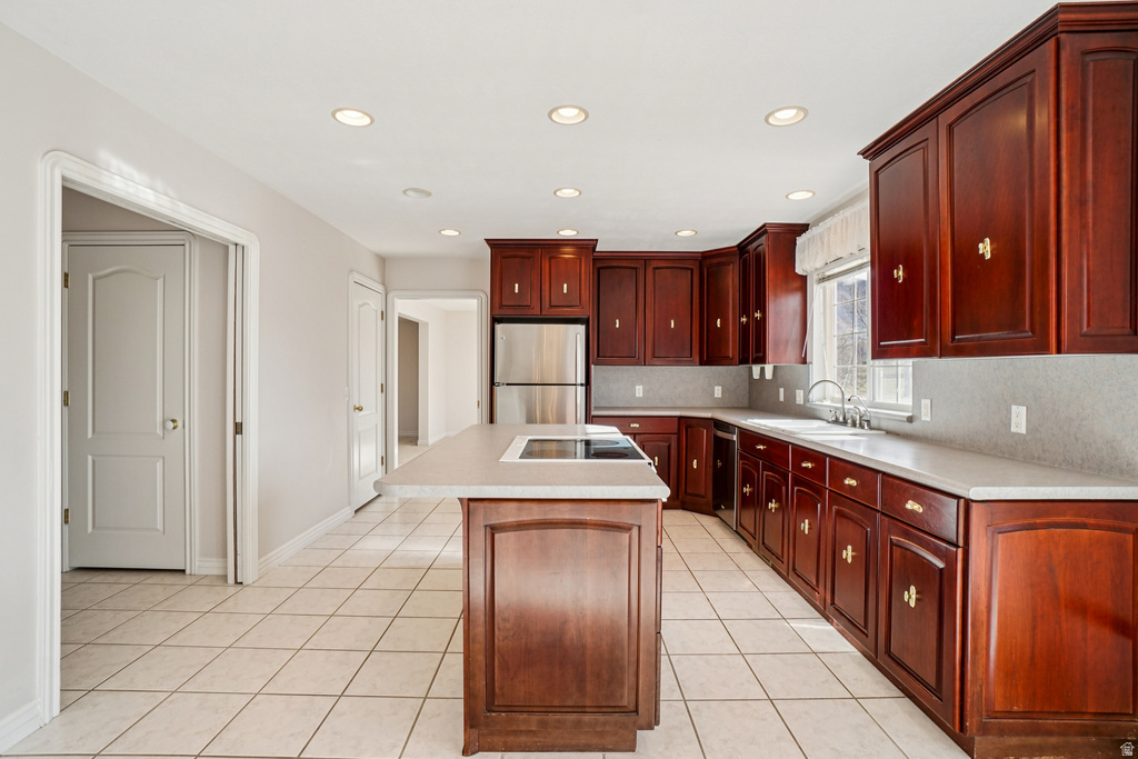 845 LAKEVIEW Stansbury Park, UT 84074