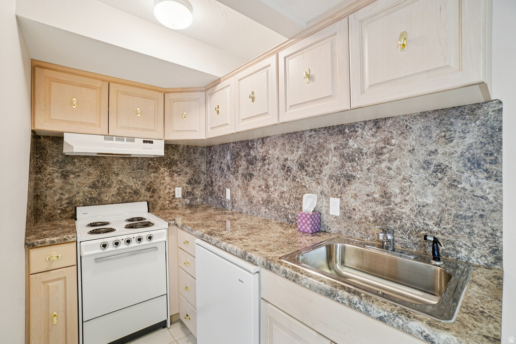 845 LAKEVIEW Stansbury Park, UT 84074